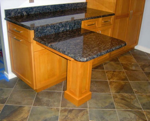 Traditional stained kitchen countertop