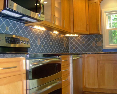 Traditional stained kitchen lights