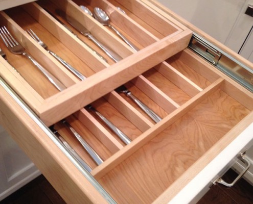 Contemporary white kitchen double drawer