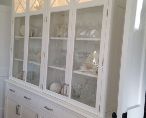 Contemporary white kitchen